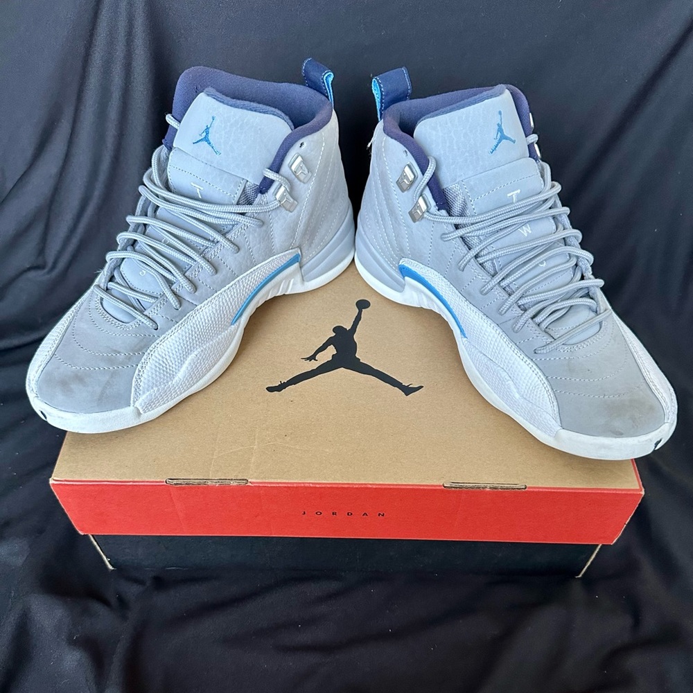 Air Jordan 12 “Grey University Blue”